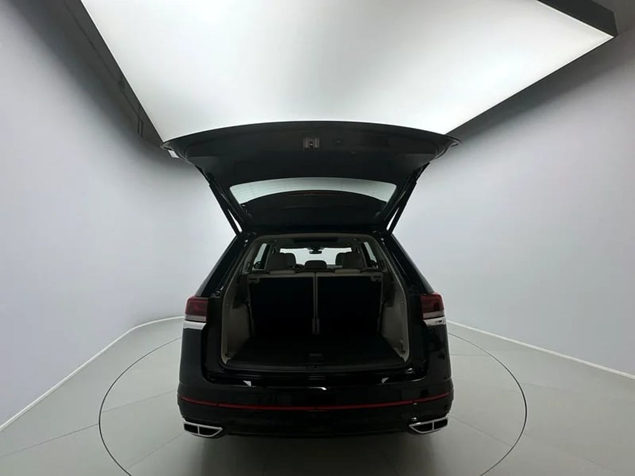 Volkswagen Teramont R-line (REF#28053)