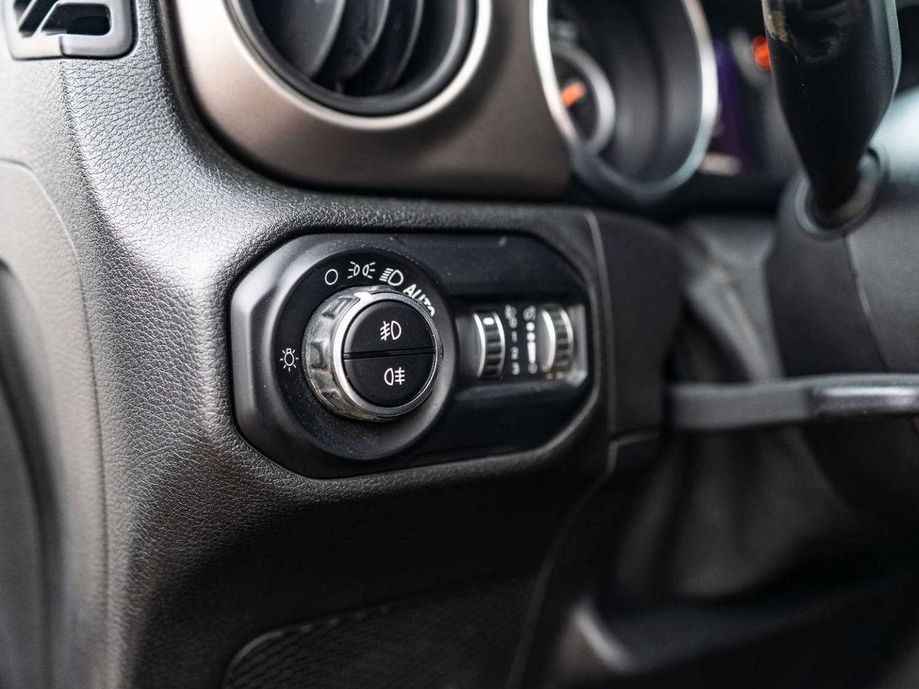 Jeep Wrangler Sport 3.6L A/T (4 Seater)