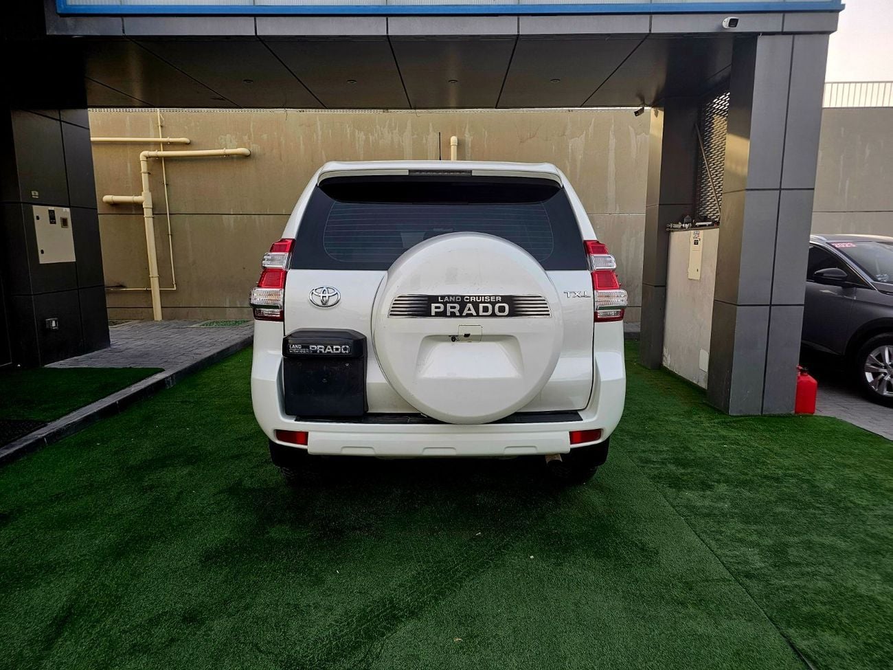 Toyota Prado TXL/ LEATHER SEATS/ DVD/ EXCELLENT CONDITION