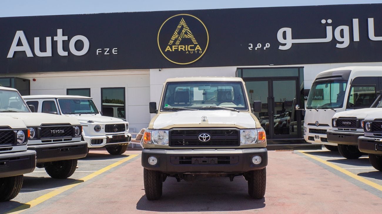 Toyota Land Cruiser Pick Up LX 4.0L V6 SINGLE CABIN M/T
