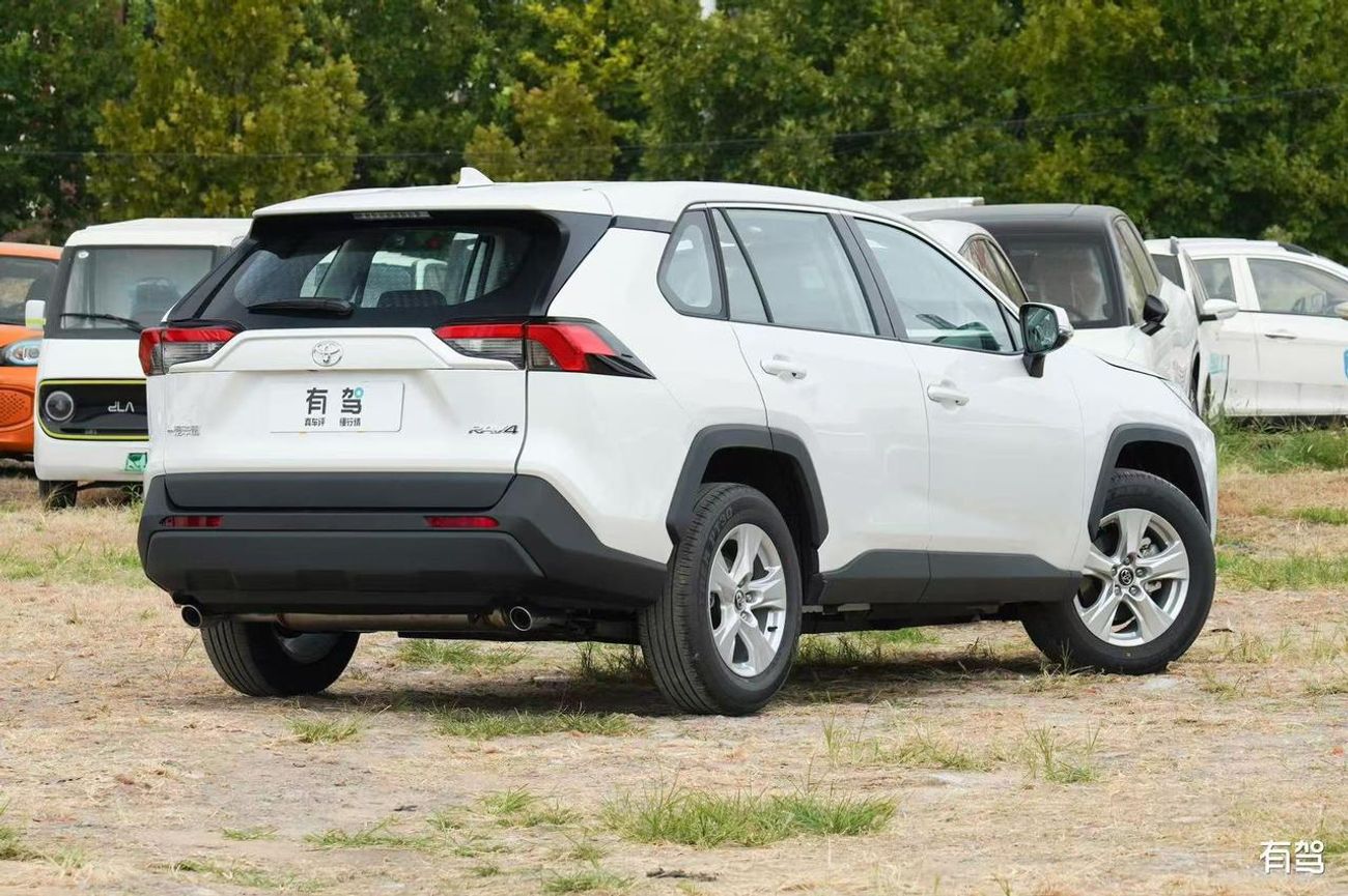 Toyota RAV4 TOYOTA RAV 4 2.0L 2WD PETROL MODEL 2025