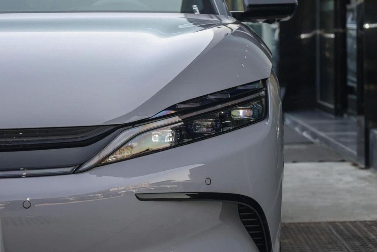 BYD HAN HAN EV 701KM