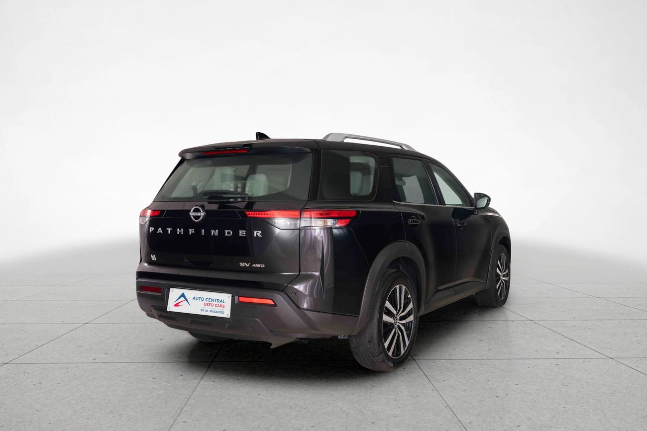 Nissan Pathfinder SV 3.5L (260 HP) 4WD SV 3.5