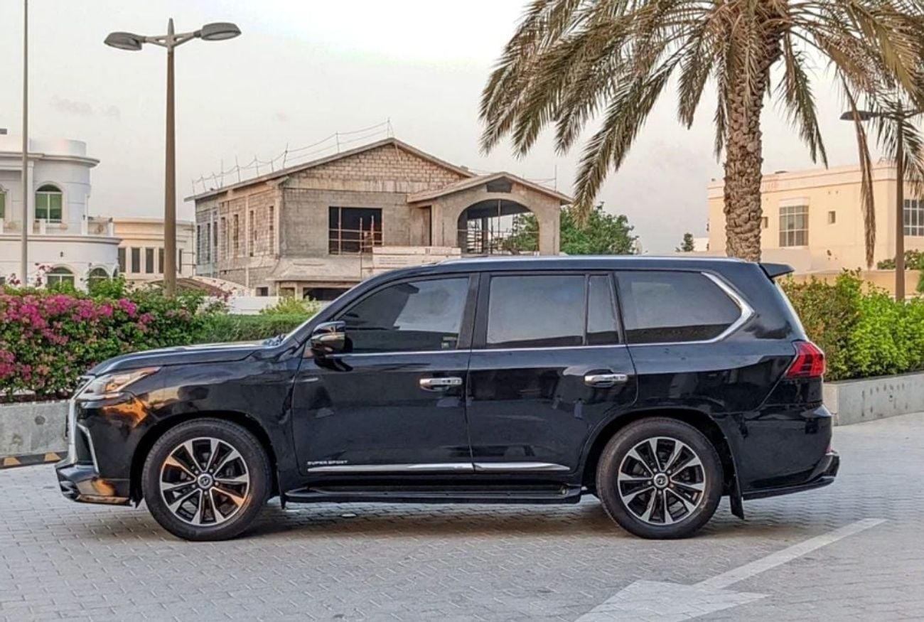 Lexus LX 570 Lexus Lx.series Lx570 platinum 2009 Model Facelifted 2021 colour Black push start Transmission Autom