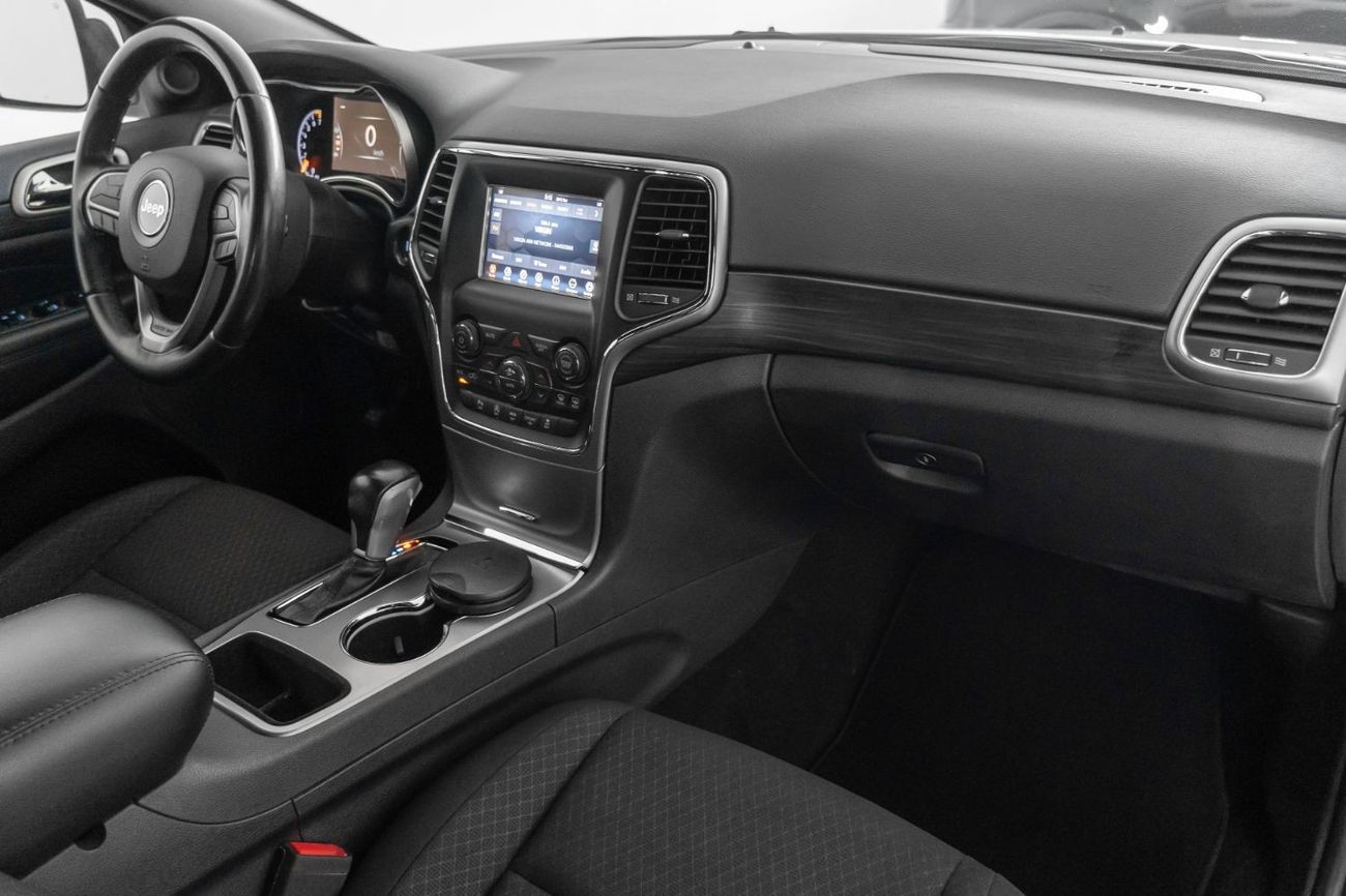 Jeep Grand Cherokee Laredo