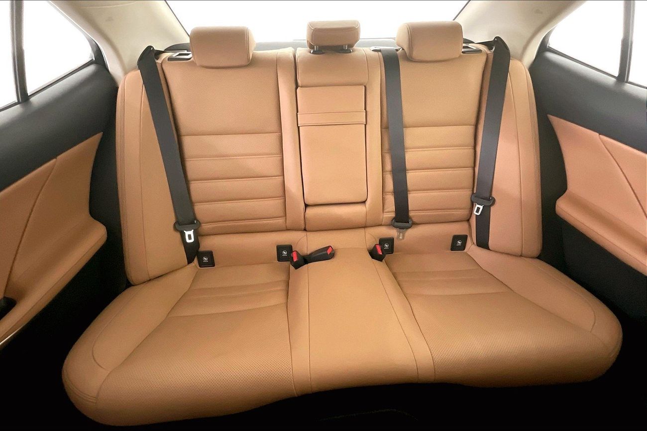 Lexus IS350 Platinum | Guaranteed Warranty | 0 Down Payment