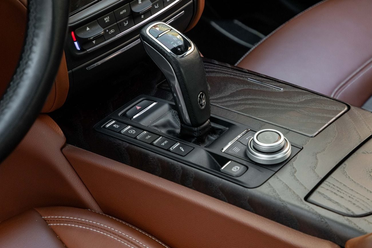 مازيراتي كواتروبورتي Granlusso Quattroporte Granlusso | 2,155 P.M | 0% Downpayment | Perfect Condition!