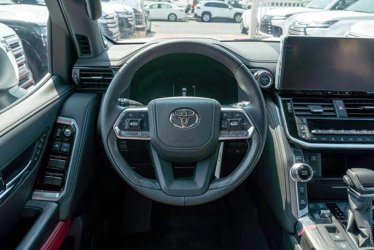 تويوتا لاند كروزر VXR