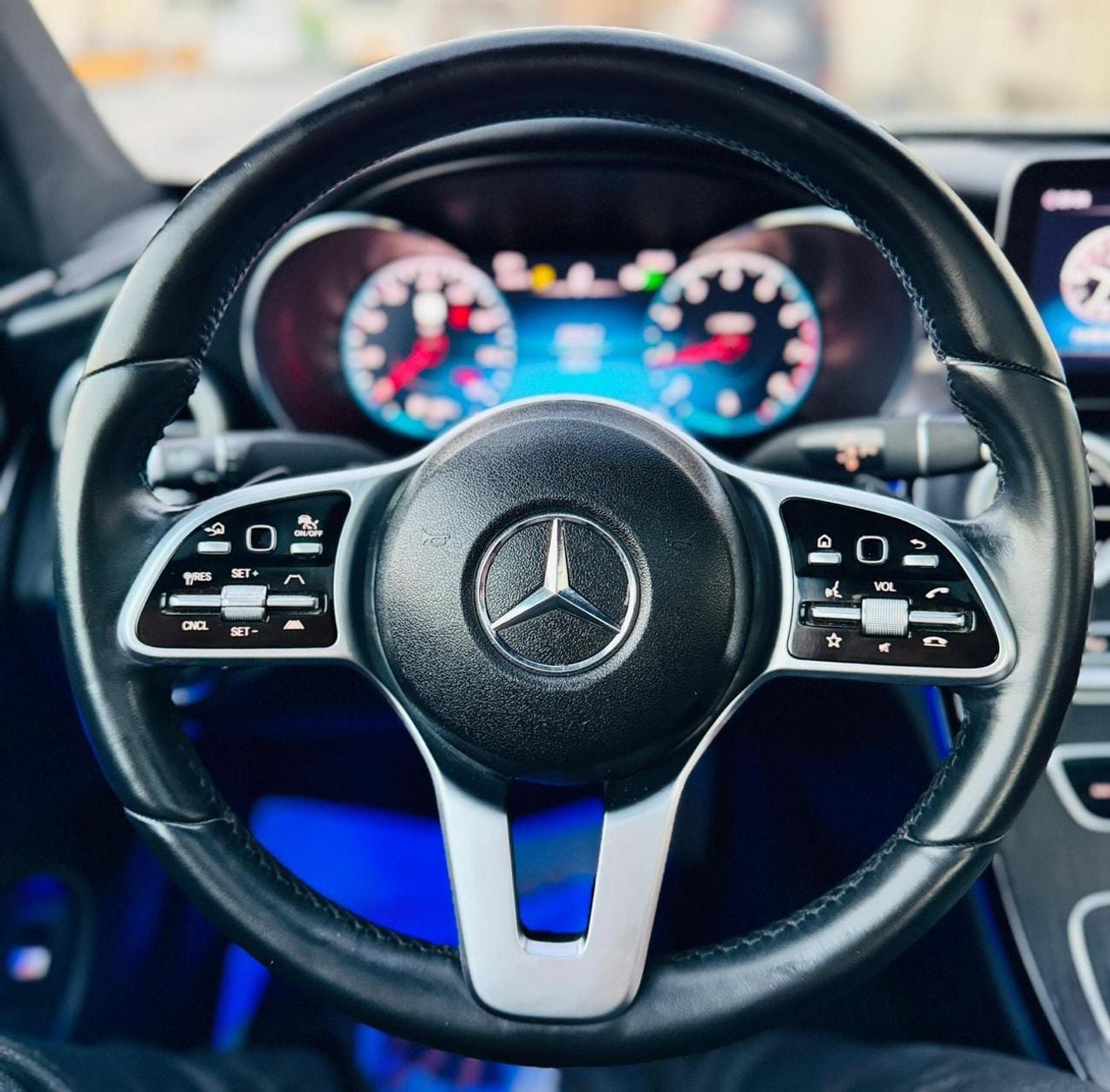 Mercedes Benz C300 STD (NON GCC)