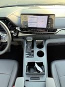 Toyota Sienna XLE hybrid 2.5 L premium