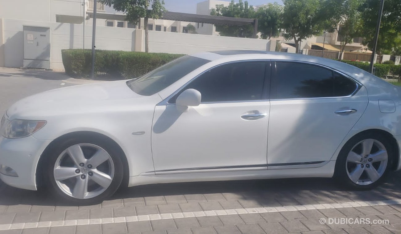 لكزس LS 460 2008 4.6L- Inspected by AutoHub