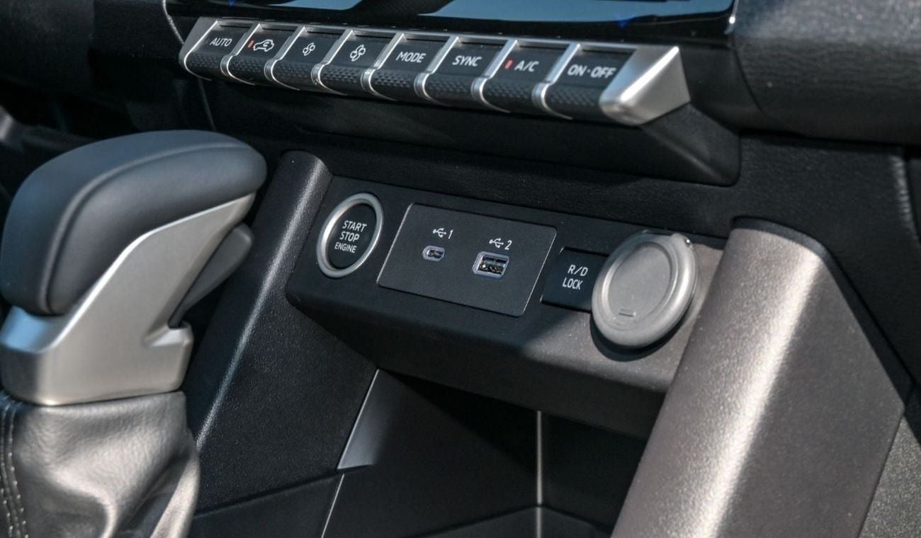 Mitsubishi L200 Brand New Mitsubishi L200 2025 For Export Only ! 2.5L 4WD Diesel GLS | A/T | Silver/Black |L200-GLS-