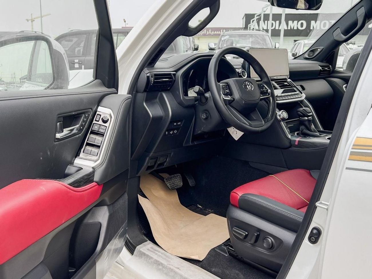 تويوتا لاند كروزر LC300 3.5L Twin Turbo VXR FULL OPTION