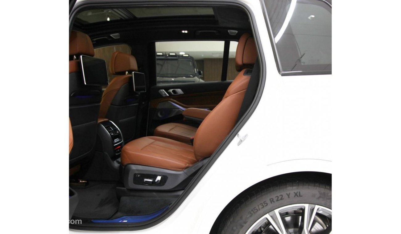 BMW X7 2019 BMW X7 xDrive50i M AERODYNAMICS PACKAGE, GCC,WARRANTY AND CONTRACT SERVICE.