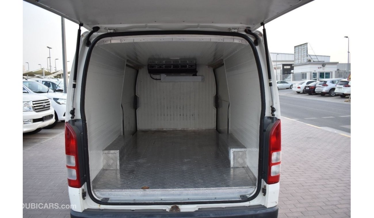 Toyota Hiace 2008 | TOYOTA HIACE STANDARD- ROOF CHILLER VAN 3-SEATER | 5-DOORS | MANUAL TRANSMISSION | GCC | VERY