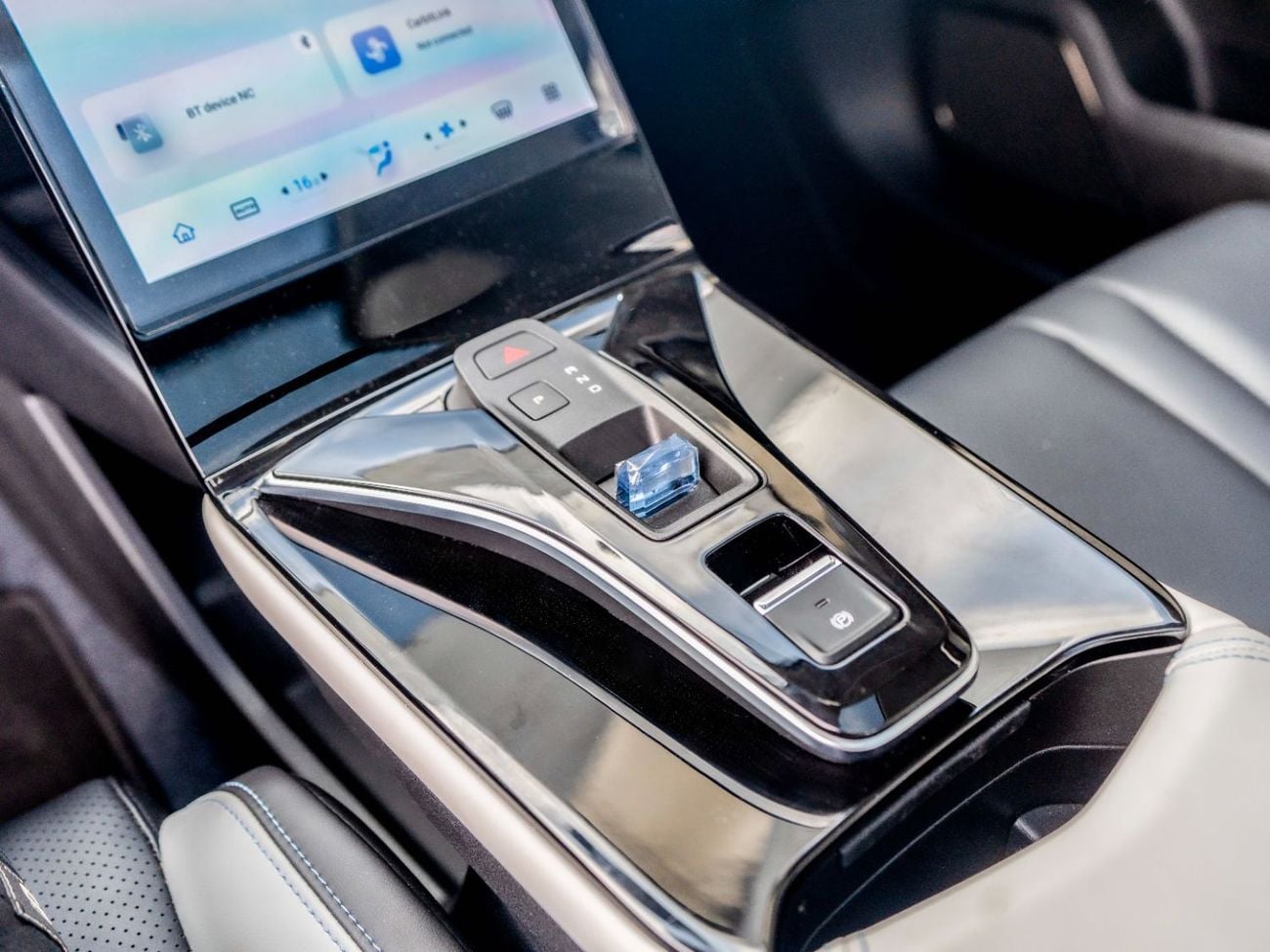 مرسيدس بنز EQS 580 SUV 1