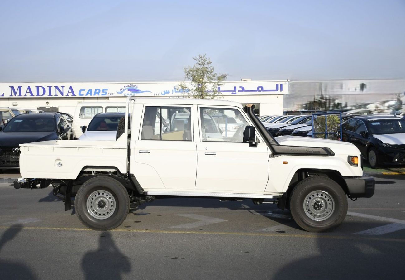 Toyota Land Cruiser Pick Up 79 series 2.8L Manual  Diesel Double Cap