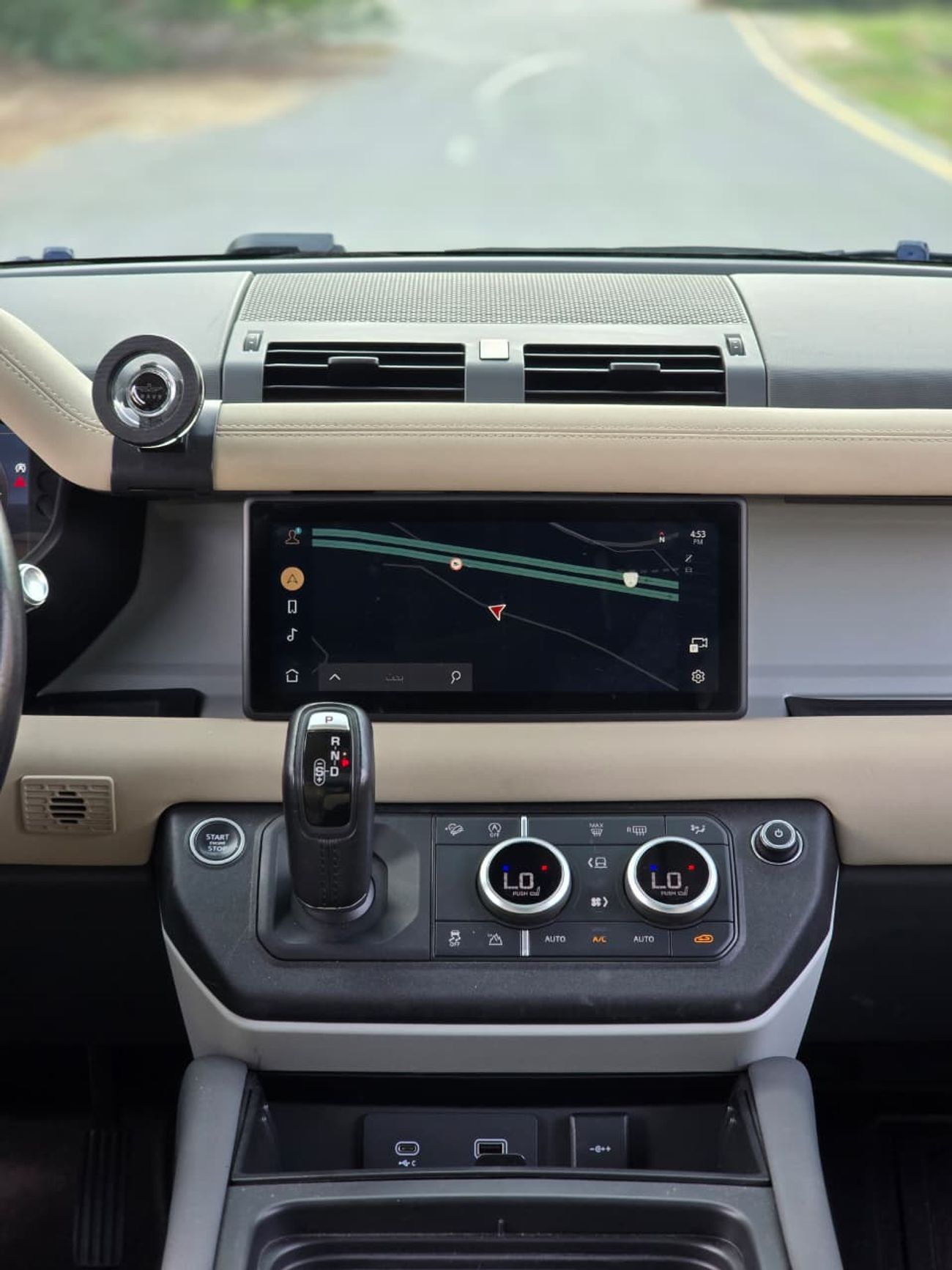 Land Rover Defender P300 90 SE 2.0L (5 Seater) LAND ROVER DEFENDER 2022 // PERFECT CONDITION INSIDE & OUT SIDE