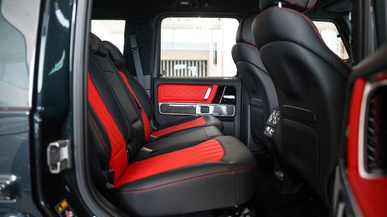 Mercedes-Benz G 63 AMG 4MATIC SUV GCC 2025 Fully Original Carbon Perfomance Package 5 Year Gargash Auto Warranty