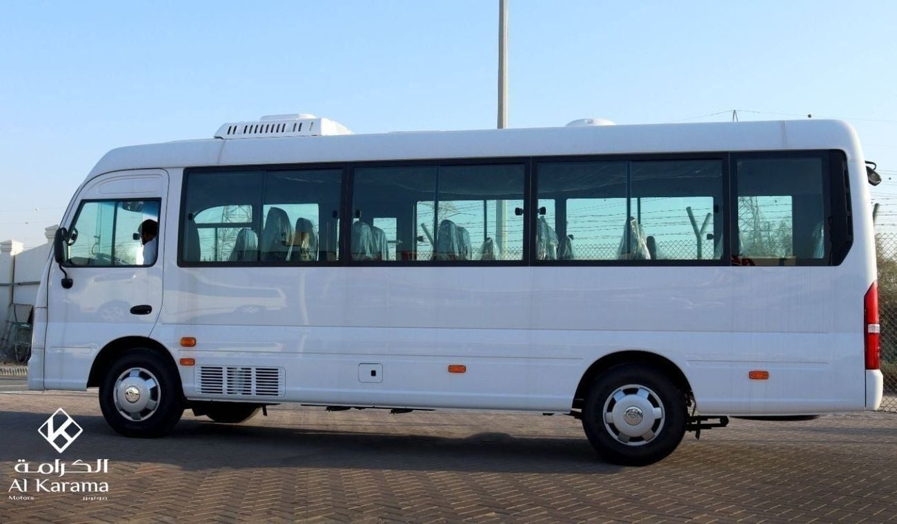 Hyundai County 3.9 LTR | POWER SLIDING DOOR-29+1 SEATER | Diesel | Manual Drive