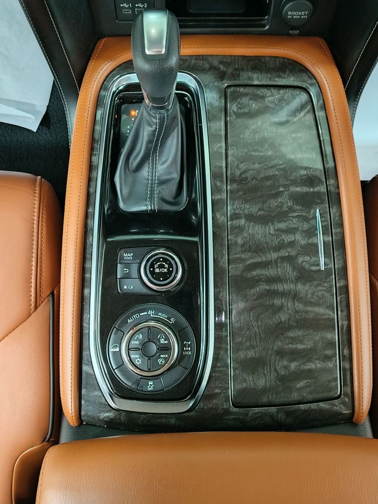 Nissan Patrol LE Titanium 5.6L