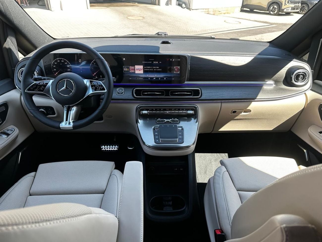مرسيدس بنز V 300 4MATIC Exclusive Seats