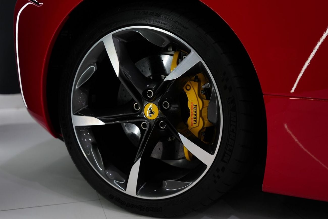 Ferrari SF90 STRADALE 2022 Ferrari SF90 Stradale, Extended Assetto Fiorano Package, Al Tayer Warranty + Service!!