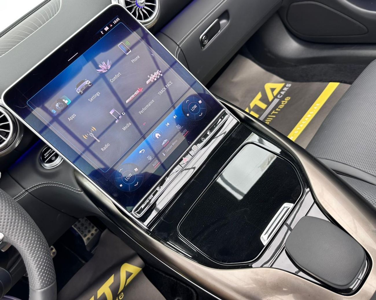 Mercedes-Benz SL 63 AMG 2024 Mercedes-Benz SL63 AMG V8 4MATIC, Brand New, 2 years Warranty, Excellent Condition