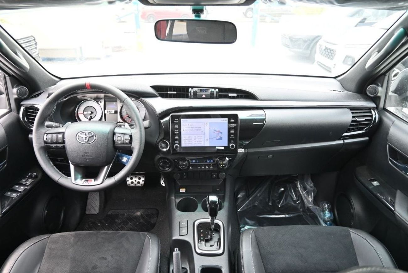 تويوتا هيلوكس Toyota Hilux GR Sport 4.0L V6, Petrol, 4WD, Pickup, Model 2024, Color White