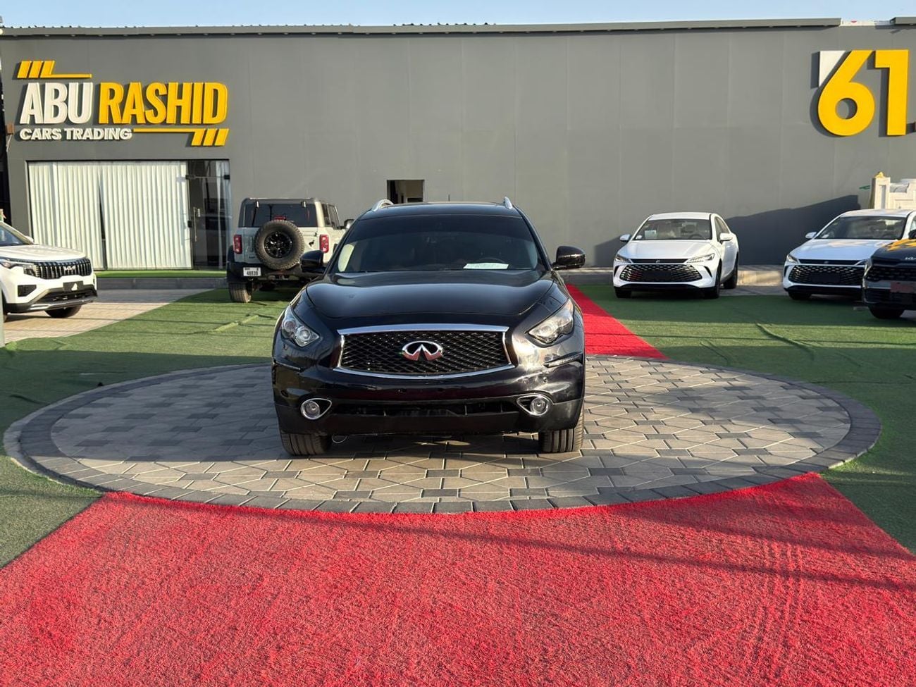 Infiniti QX70 LUXURY