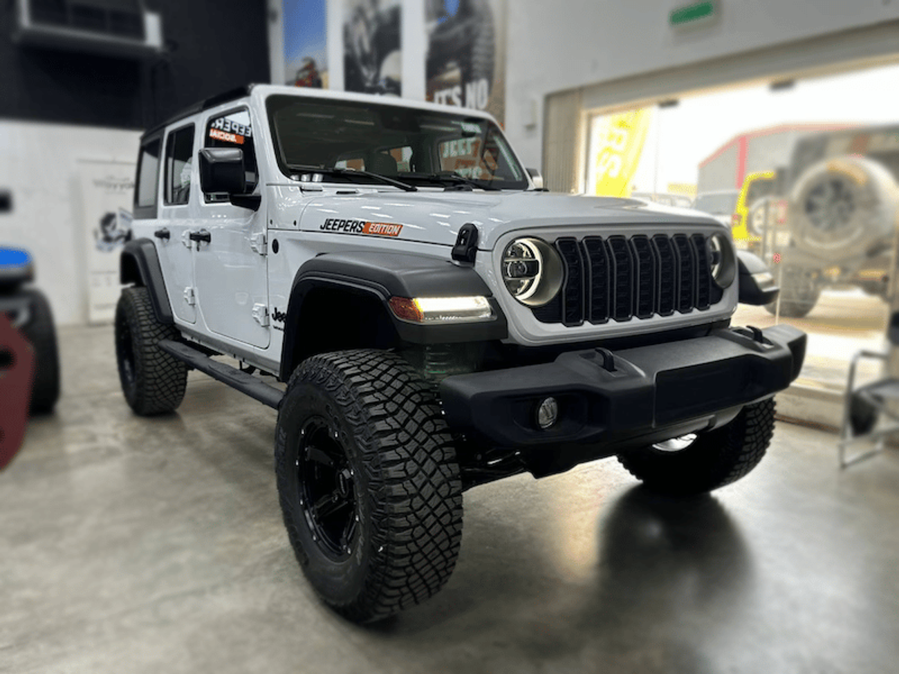Jeep Wrangler Unlimited Sport S 2.0L A/T