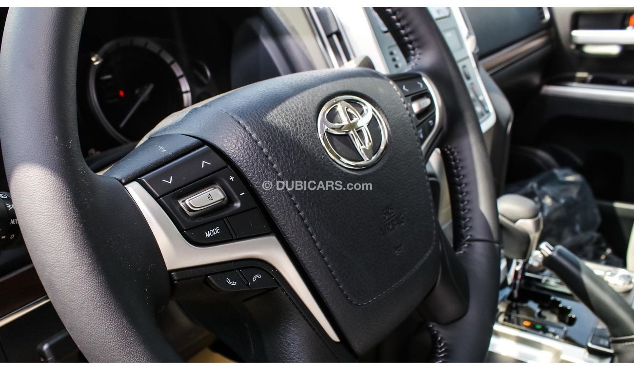 Toyota Land Cruiser VX 5.7 V8