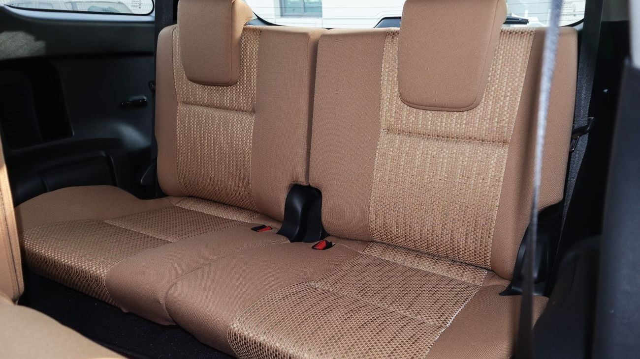 Toyota Fortuner ECT0024 - Toyota Fortuner 2.7L Petrol Auto Black