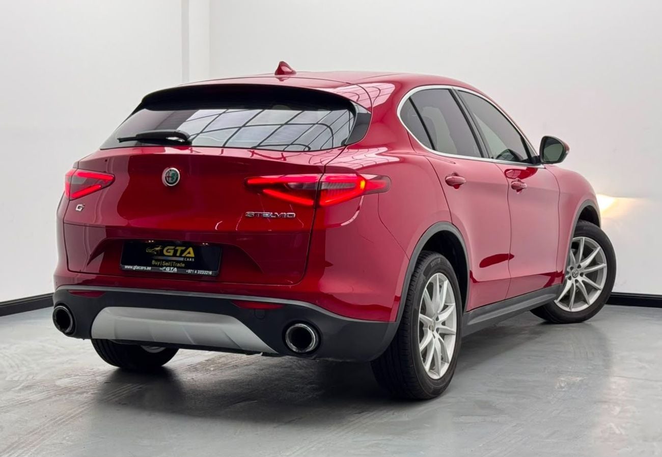 Alfa Romeo Stelvio 2018 Alfa Romeo Stelvio Q4 Super, Service History, GCC