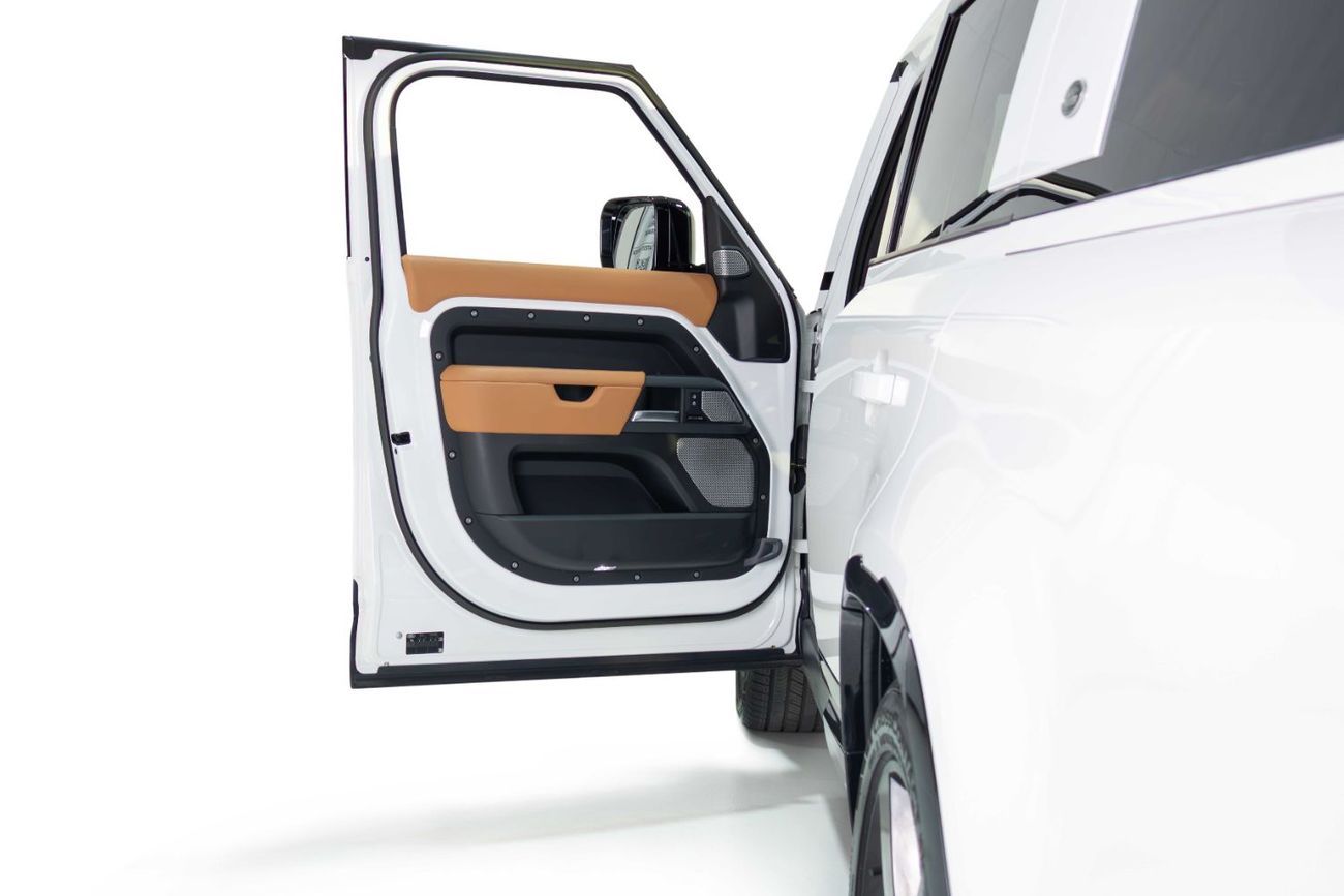 لاند روفر ديفندر 130 SE P400 X Dynamic (7 Seater)