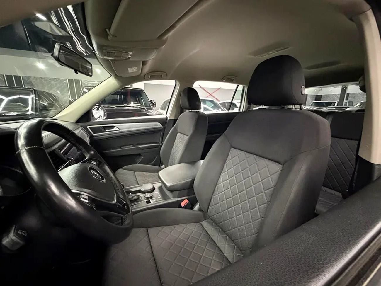 فولكس واجن تيرامونت S 2.0L