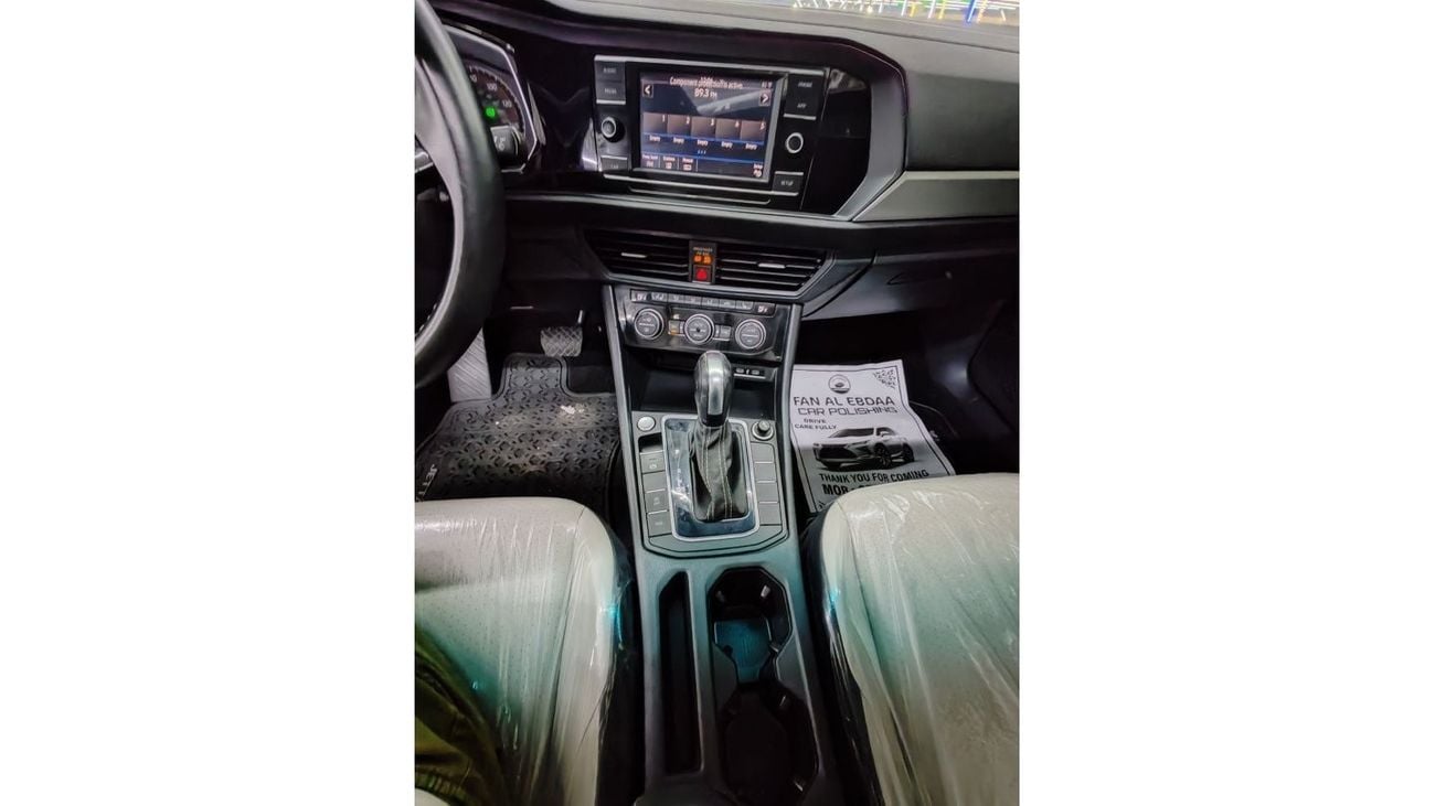 فولكس واجن جيتا Warranty one year