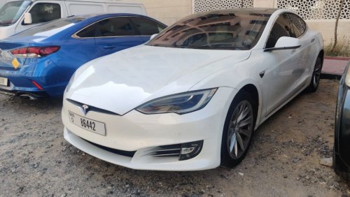 تيسلا Model S P100D طويل المدى