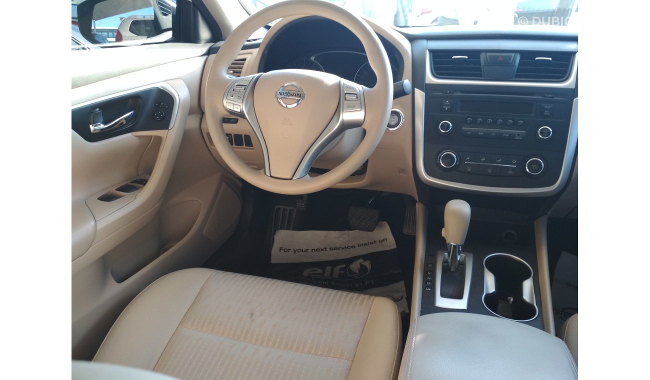 Nissan Altima 2017 WHITE GCC NO ACCIDENT PERFECT