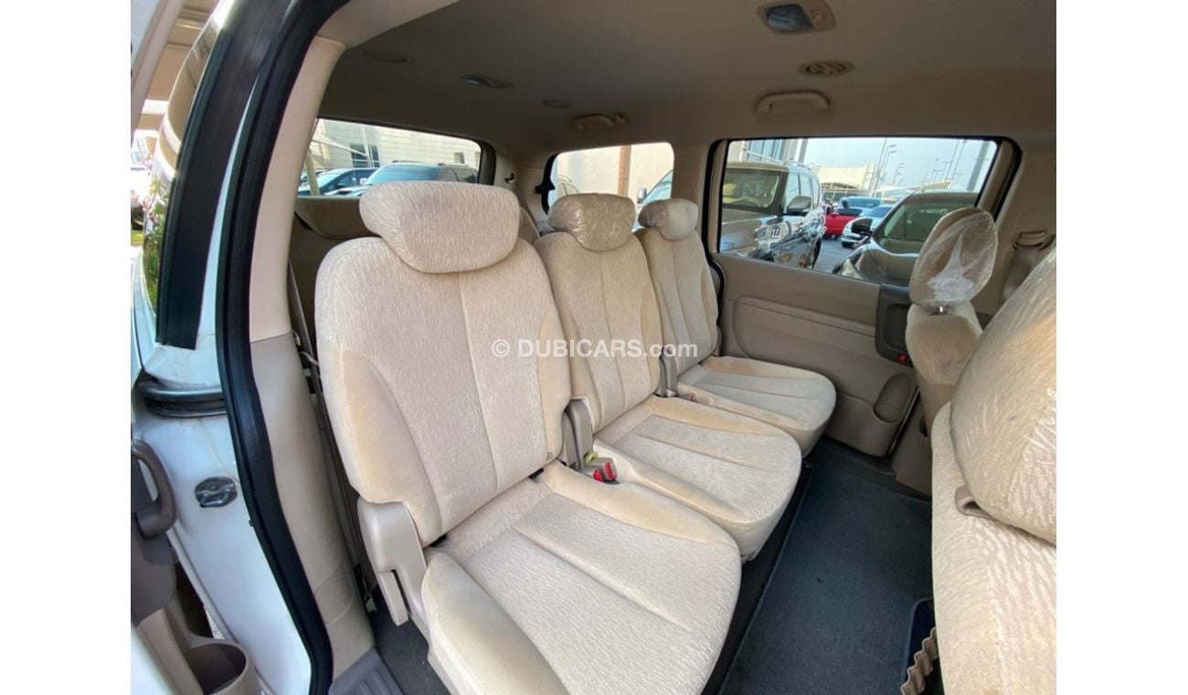 كيا كارنيفال Kia carnival 2013 , GCC , in perfect condition