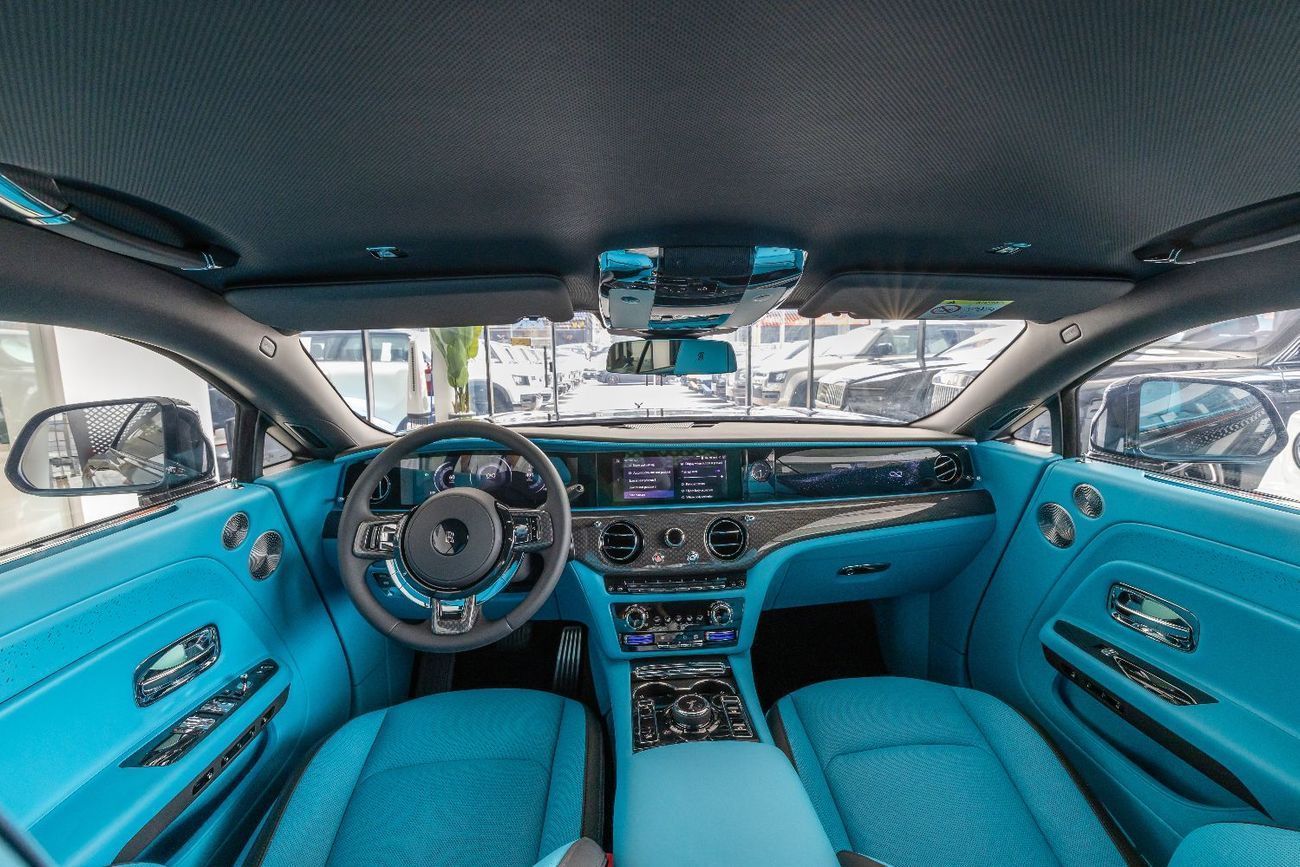 رولز رويس سبيكتر Coupe Rolls-Royce Spectre - Black Badge - 2 Tone Interior - Starlight - 2025 With Warranty