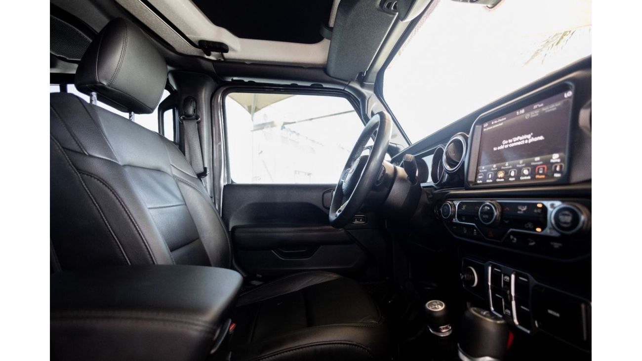 Jeep Wrangler Jeep Wrangler Unlimited Sahara Night Eagle Edition 2019 GCC under Warranty with Flexible Down-Paymen