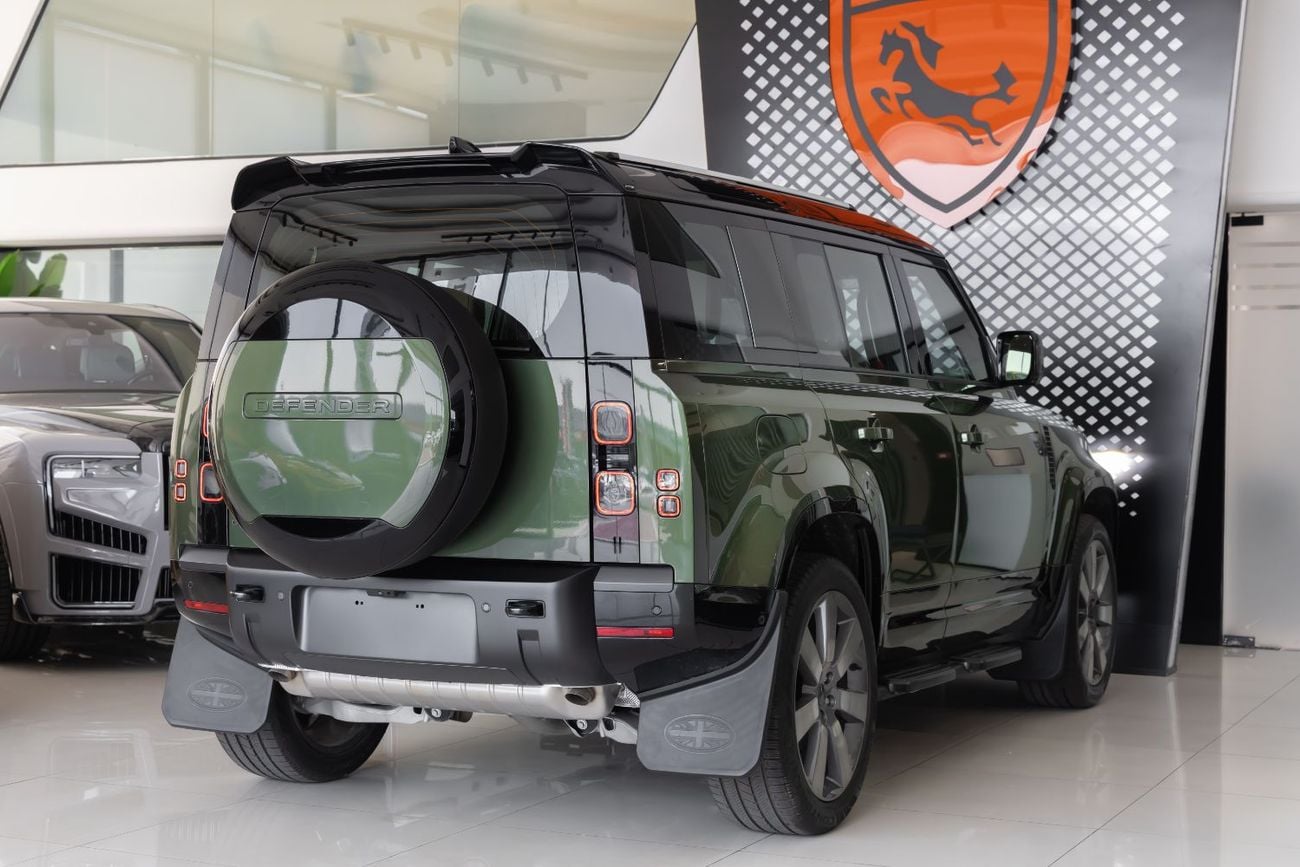 Land Rover Defender Land Rover Defender | 110 (P400) | GCC Specs | 2026 (Export)