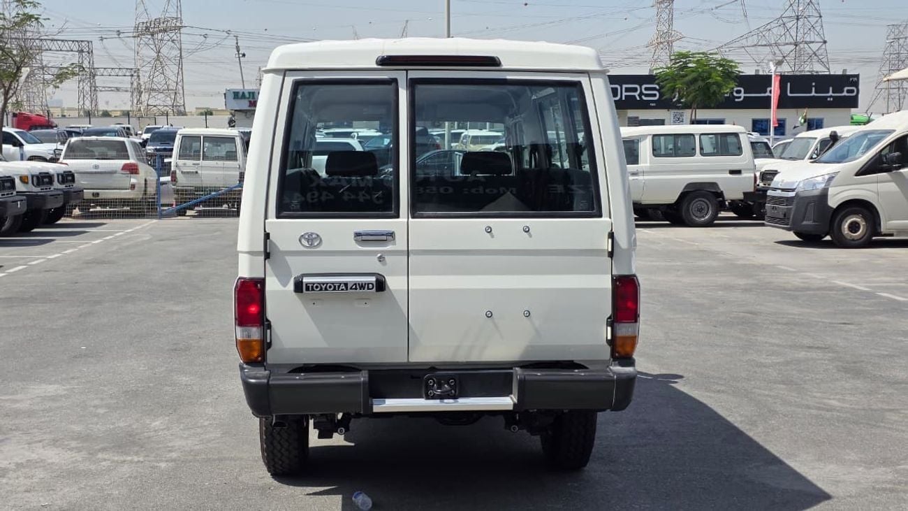 Toyota Land Cruiser 70 4.2l V6 DSL 2026 TOYOTA HARDTOP 3 DOOR 4.2L DSL M/T 4x4 WHITE