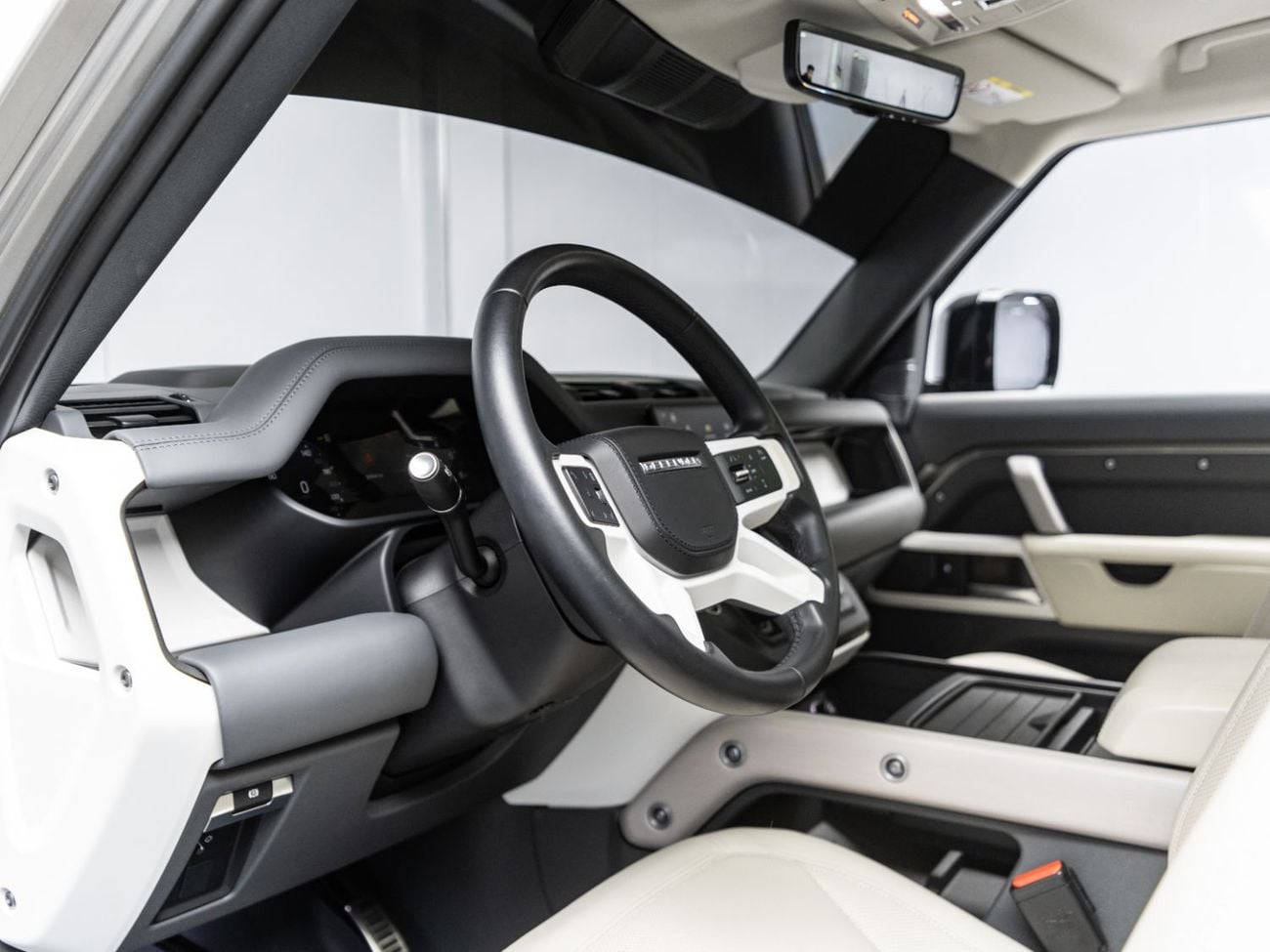 Land Rover Defender 110 HSE P400 BUY NOW, PAY 2027 | THE BLACKLINE STANDARD | 2029 Land Rover Warranty + Service Contract, G
