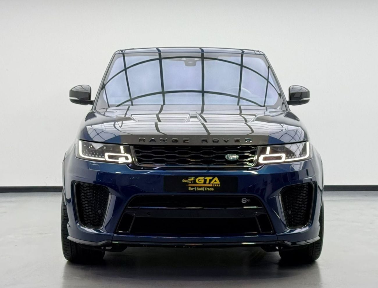 Land Rover Range Rover Sport 2022 Range Rover Sport SVR Carbon Edition, 2028 RR Warranty, Full RR Service History, Low Km, GCC