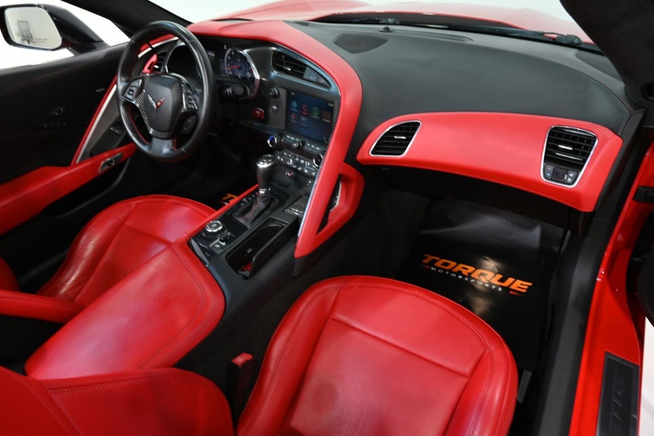 Chevrolet Corvette stingray 3LT 2015 Chevrolet Corvette Stingray, Full Service History, Excellent Condition, GCC