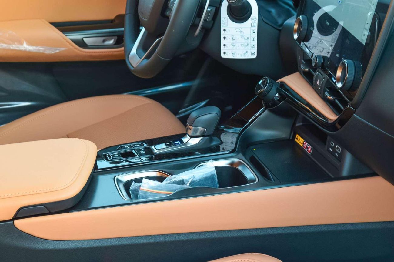 لكزس NX350h LEXUS NX350 2.4L AWD PETROL SUV 2025