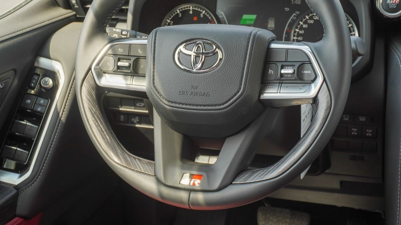 تويوتا لاند كروزر GR SPORT