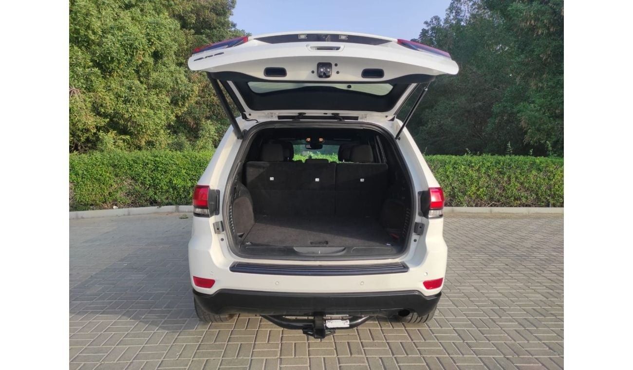 جيب جراند شيروكي exclusive 3.6L